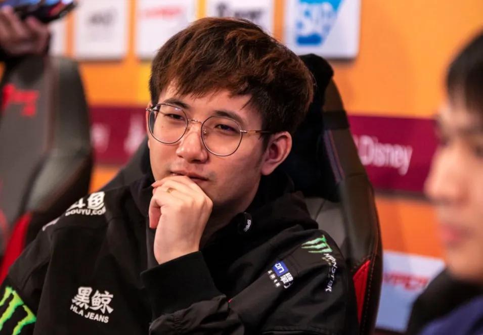 Dota2下载全攻略：从注册到安装，轻松解决下载慢与安装失败问题